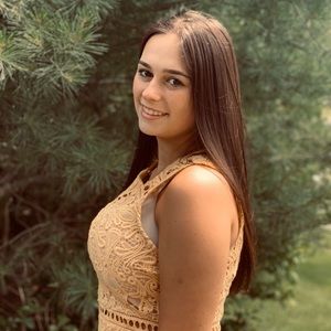 Meet your Posher, Carolyn